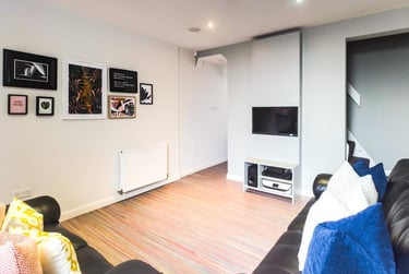 4 bed house, Carlton Road, Shelton, Stoke, ST42BG - Image 3