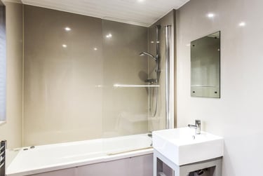 4 bed house, Seaford Street, Shelton, Stoke, ST42EU - Image 3