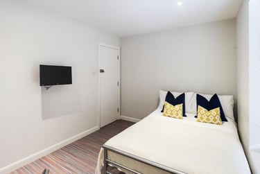 5 bed house, Ashford Street, Shelton, Stoke, ST42EH - Image 3