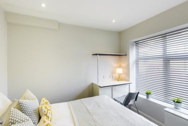 4 bed house, Queen Anne Street, Shelton, Stoke, ST42EQ - Image 7