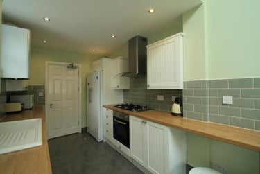 7 bed house, Douglas Road, Radford, Nottingham, NG71NW - Image 9