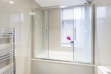 4 bed house, Cauldon Road, Shelton, Stoke, ST42BS - Image 6