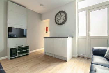 4 bed house, Ashford Street, Shelton, Stoke, ST42EN - Image 3