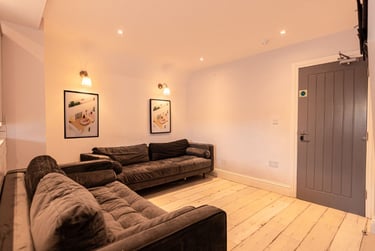 7 bed house, Thornycroft Road, Wavertree, Liverpool, L150EN - Image 1