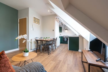 2 bed house, Kimberley Gardens, Jesmond Vale, Newcastle, NE21HJ - Image 1