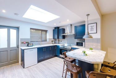 6 bed house, West Road, City Centre, Lancaster, LA15PG - Image 1