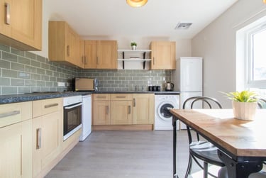 4 bed flat, Morrison Circus, Haymarket, Edinburgh, EH38DX - Image 6