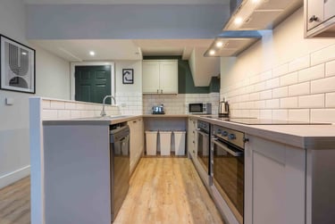 6 bed flat, Walter Road, Mount Pleasant, Swansea, SA15RF - Image 5