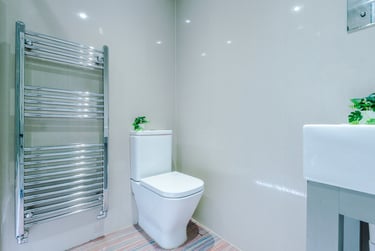 4 bed house, Queen Anne Street, Shelton, Stoke, ST42EQ - Image 13