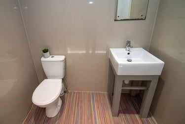 5 bed house, Queen Anne Street, Shelton, Stoke, ST42EQ - Image 9