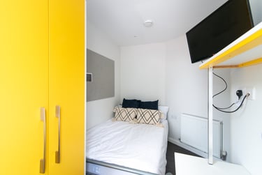 4 bed house, Leek Road, Shelton, Stoke, ST42BP - Image 10