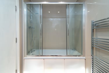 5 bed house, Queen Anne Street, Shelton, Stoke, ST42EQ - Image 11