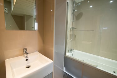 4 bed house, Cauldon Road, Shelton, Stoke, ST42ED - Image 6