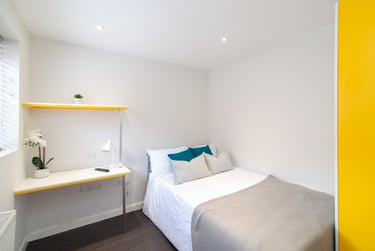 5 bed house, Queen Anne Street, Shelton, Stoke, ST42EQ - Image 14