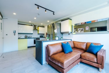 5 bed flat, Jesmond View, Sandyford, Newcastle, NE24DF - Image 1