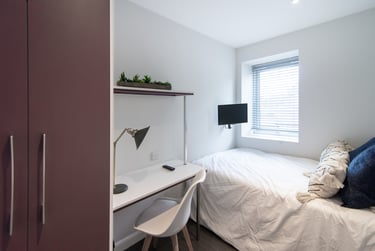 4 bed house, Leek Road, Shelton, Stoke, ST42BP - Image 12