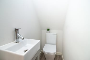 4 bed house, Cauldon Road, Shelton, Stoke, ST42ED - Image 10