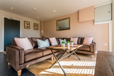 8 bed flat, St Hilds Lane, Claypath, Durham, DH11QL - Image 4