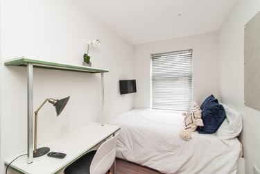 4 bed house, Cauldon Road, Shelton, Stoke, ST42ED - Image 14