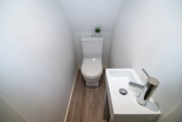 4 bed house, Cauldon Road, Shelton, Stoke, ST42ED - Image 13