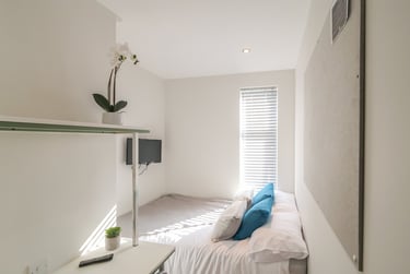 5 bed house, Beresford Street, Shelton, Stoke, ST42EX - Image 8