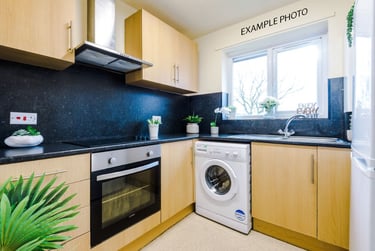 2 bed house, Thomas Court, Charlestown, Salford, M66HA - Image 3