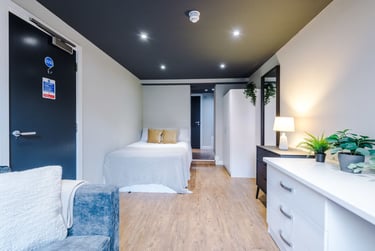 1 bed studio, Flat 3, 160 Upper New Walk, Highfields, Leicester, LE17QA - Image 2