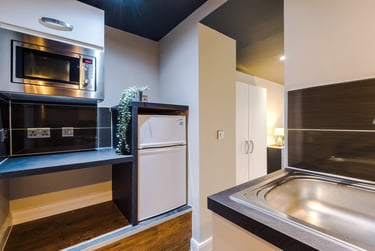 1 bed studio, Flat 3, 160 Upper New Walk, Highfields, Leicester, LE17QA - Image 8