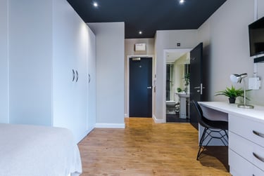 1 bed studio, Flat 9, 160 Upper New Walk, Highfields, Leicester, LE17QA - Image 2