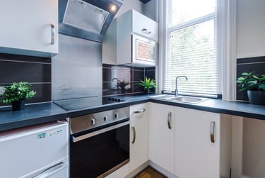 1 bed studio, Flat 9, 160 Upper New Walk, Highfields, Leicester, LE17QA - Image 10