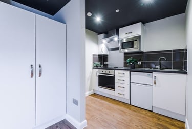 1 bed studio, Flat 2, 160 Upper New Walk, Highfields, Leicester, LE17QA - Image 8