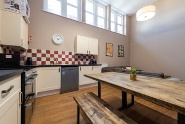 6 bed house, Flat K Bishop Blackall School, St James, Exeter, EX46BP - Image 4