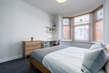 5 bed house, 104 Rothesay Avenue, Radford, Nottingham, NG71PW - Image 2