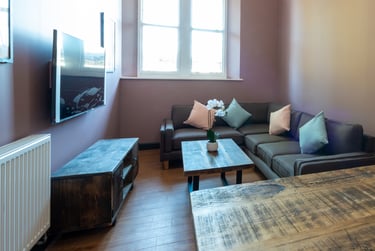 4 bed house, Flat A Bishop Blackall School, St James, Exeter, EX46BP - Image 2