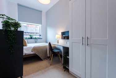 4 bed house, Flat 13, Shoe &amp; Boot Factory, Highfields, Leicester, LE27AE - Image 13