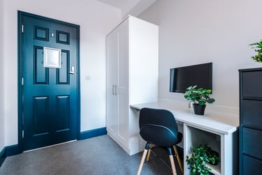 4 bed house, Flat 17, Shoe &amp; Boot Factory, Highfields, Leicester, LE27AE - Image 12