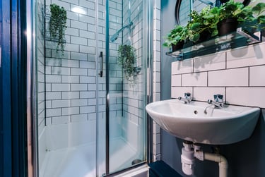 4 bed house, Flat 13, Shoe &amp; Boot Factory, Highfields, Leicester, LE27AE - Image 9