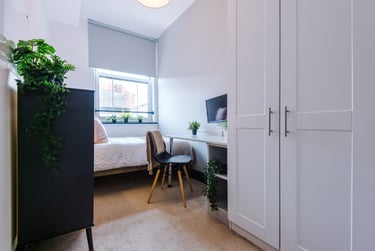 4 bed house, Flat 13, Shoe &amp; Boot Factory, Highfields, Leicester, LE27AE - Image 11