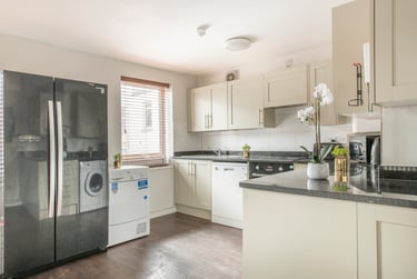 6 bed flat, Rob Roy Avenue, Lenton, Nottingham, NG72ER - Image 3