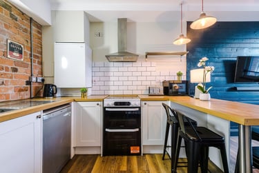 4 bed house, Flat 18, Shoe &amp; Boot Factory, Highfields, Leicester, LE27AE - Image 7