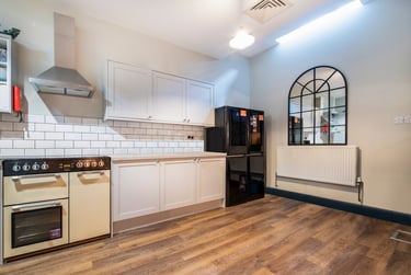 5 bed house, Flat 23, Shoe &amp; Boot Factory, Highfields, Leicester, LE27AE - Image 13