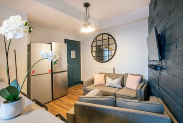 5 bed house, Flat 15, Shoe &amp; Boot Factory, Highfields, Leicester, LE27AE - Image 1