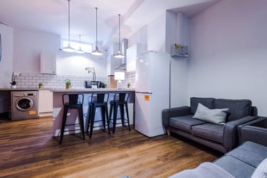 5 bed house, Flat 5, Shoe &amp; Boot Factory, Highfields, Leicester, LE27AE - Image 11