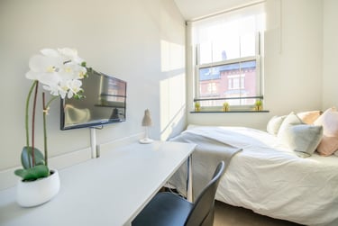 4 bed house, Flat 8, Shoe &amp; Boot Factory, Highfields, Leicester, LE27AE - Image 7