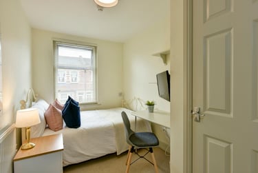 6 bed house, Manston Road, Mount Pleasant, Exeter, EX12QA - Image 4