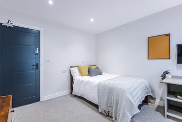 1 bed house, Saturn Grove, Charlestown, Salford, M66HA - Image 2