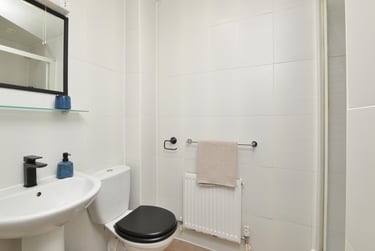 6 bed house, Flat 3, Isca Lofts, St Sidwells, Exeter, EX46AL - Image 9