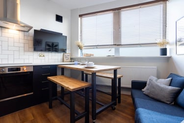 4 bed flat, Flat 11, TW1X, Twickenham, London, TW14AD - Image 2