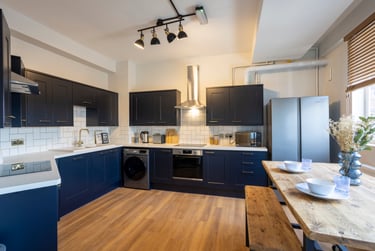 7 bed flat, Flat 12, TW1X, Twickenham, London, TW14AD - Image 4