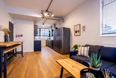 8 bed flat, Flat 4, TW1X, Twickenham, London, TW14AD - Image 1